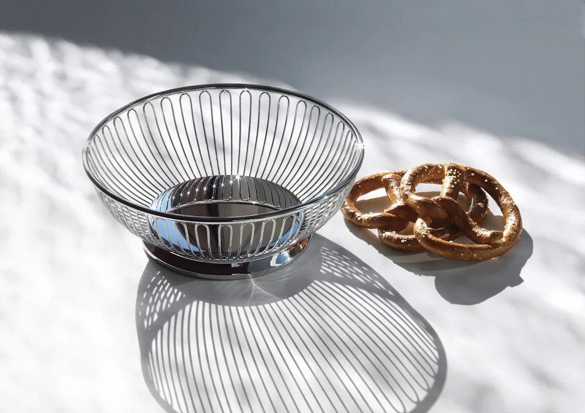 Alessi — 826/15 | Cestino a filo rotondo in acciaio inox — ambientazione