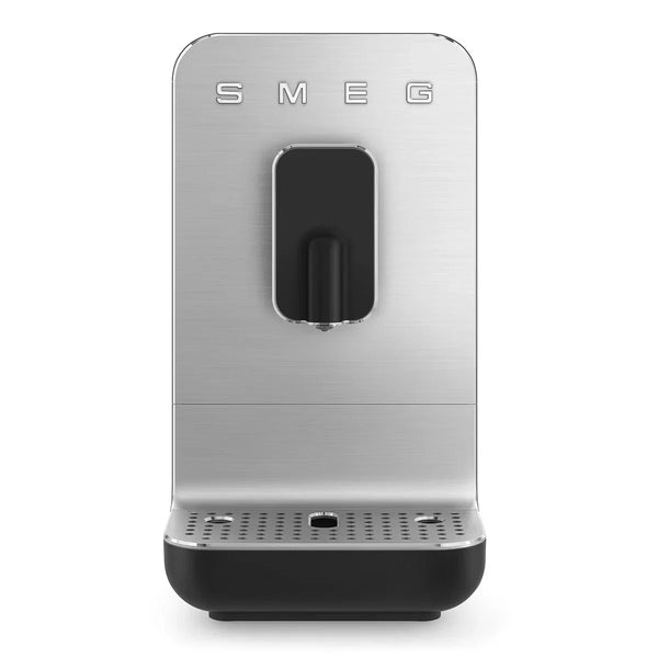 Smeg — Macchina da Caffè Automatica Compatta — Smeg