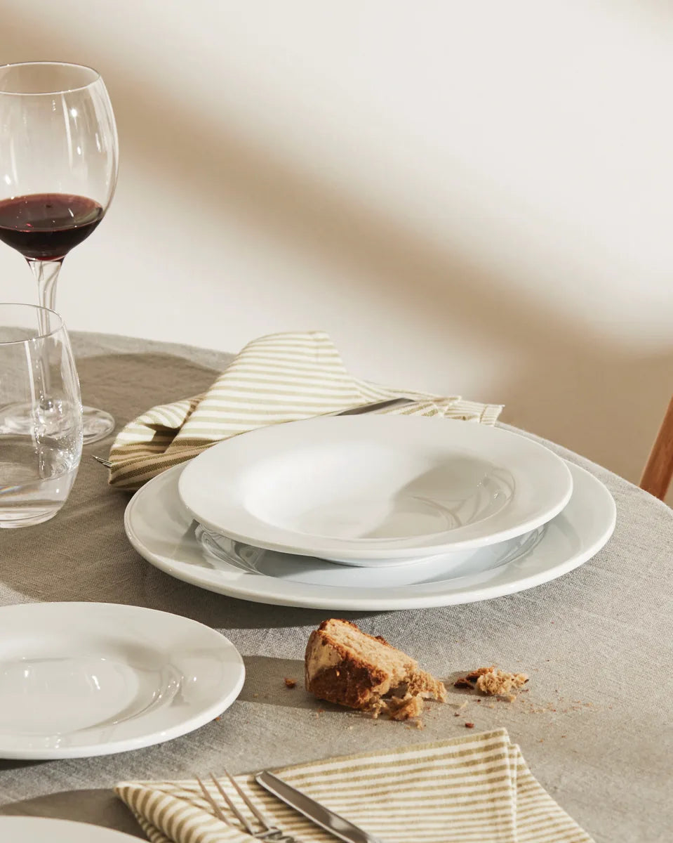 Alessi — PlateBowlCup AJM28/3821 | Insalatiera in porcellana bianca Ja — vista principale