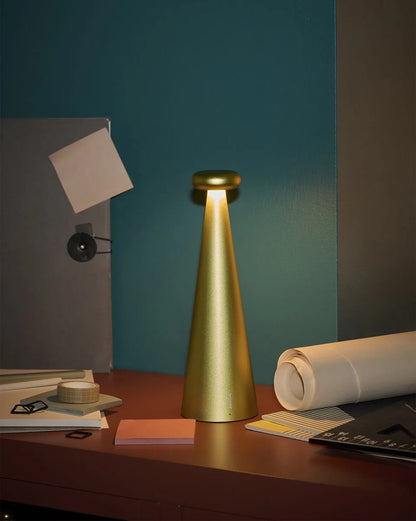 Alessi — Bedin AST02 BR | Lampada da tavolo in alluminio anodizzato — vista principale