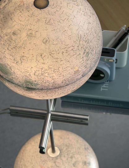 Atmosphere NG Moon Posh Edition — dettaglio cartografia selenografica National Geographic, design da collezione