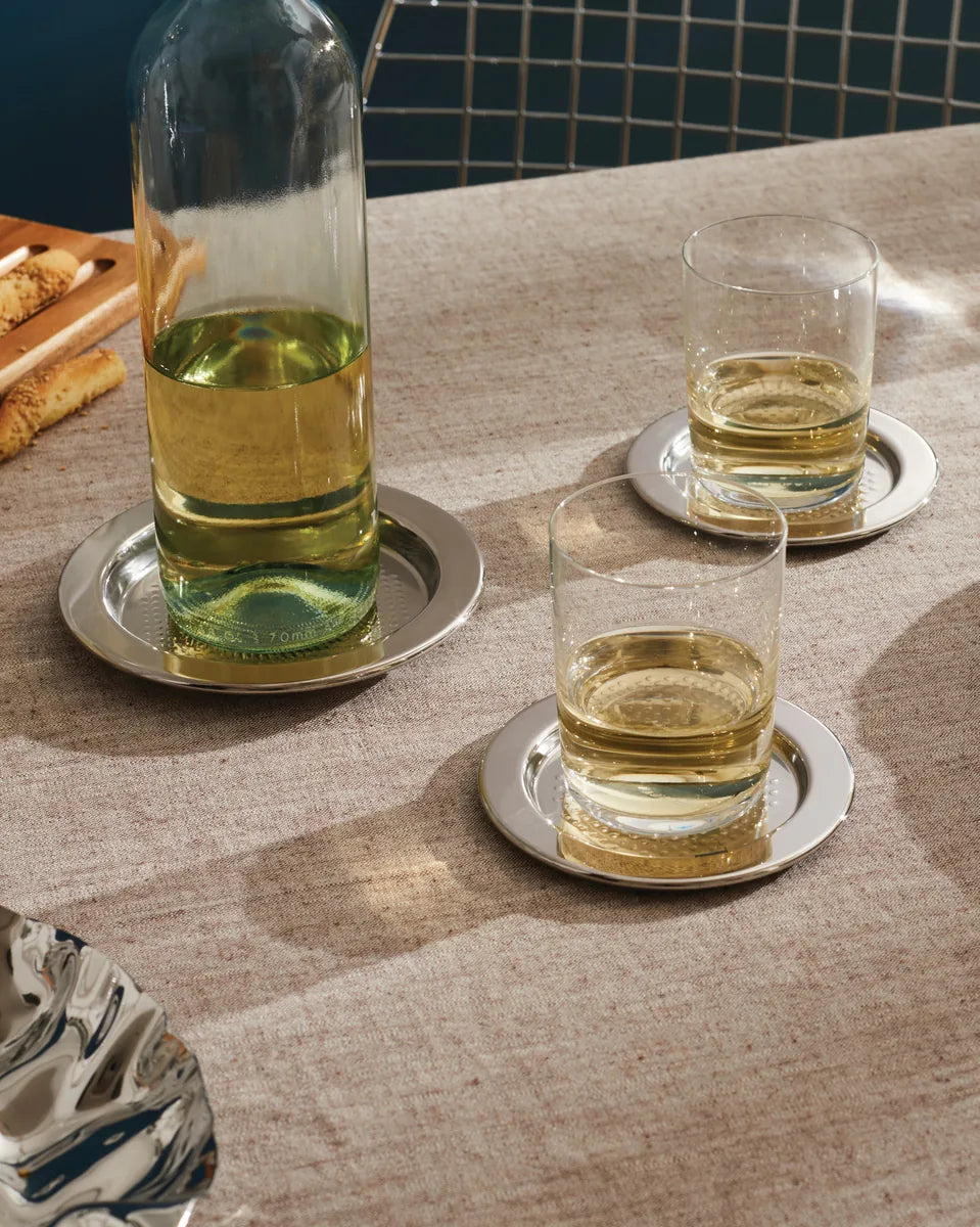 Alessi — 5009/11 | Sottobicchiere Sottsass in acciaio satinato — ambientazione