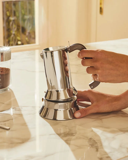 Alessi — 9090/M | Caffettiera espresso 10 tz Richard Sapper — ambientazione