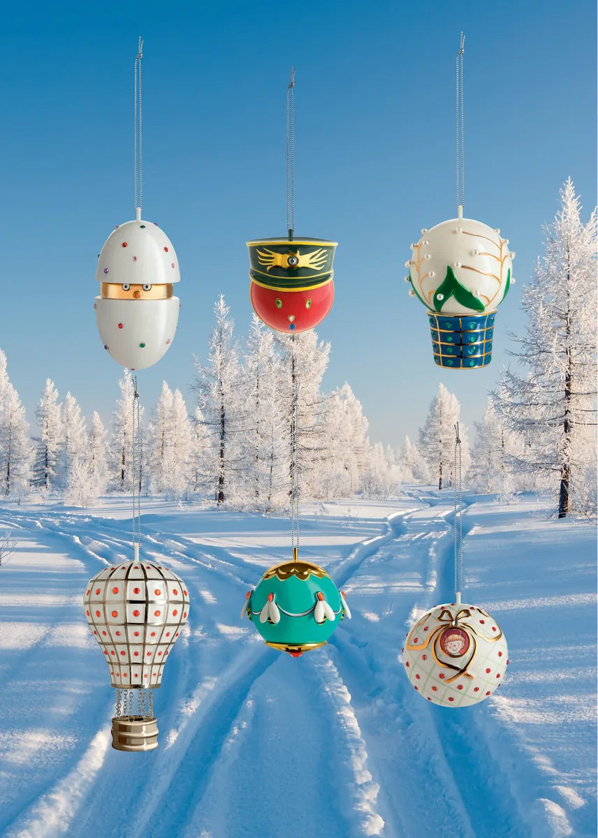 Alessi — MJ16 5 | Ape dell'oro, decorazione natalizia in porcellana — ambientazione