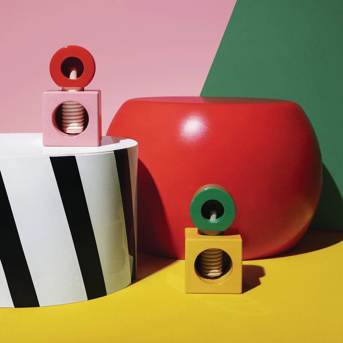 Alessi — ES20 1 | Schiaccianoci in faggio Ettore Sottsass