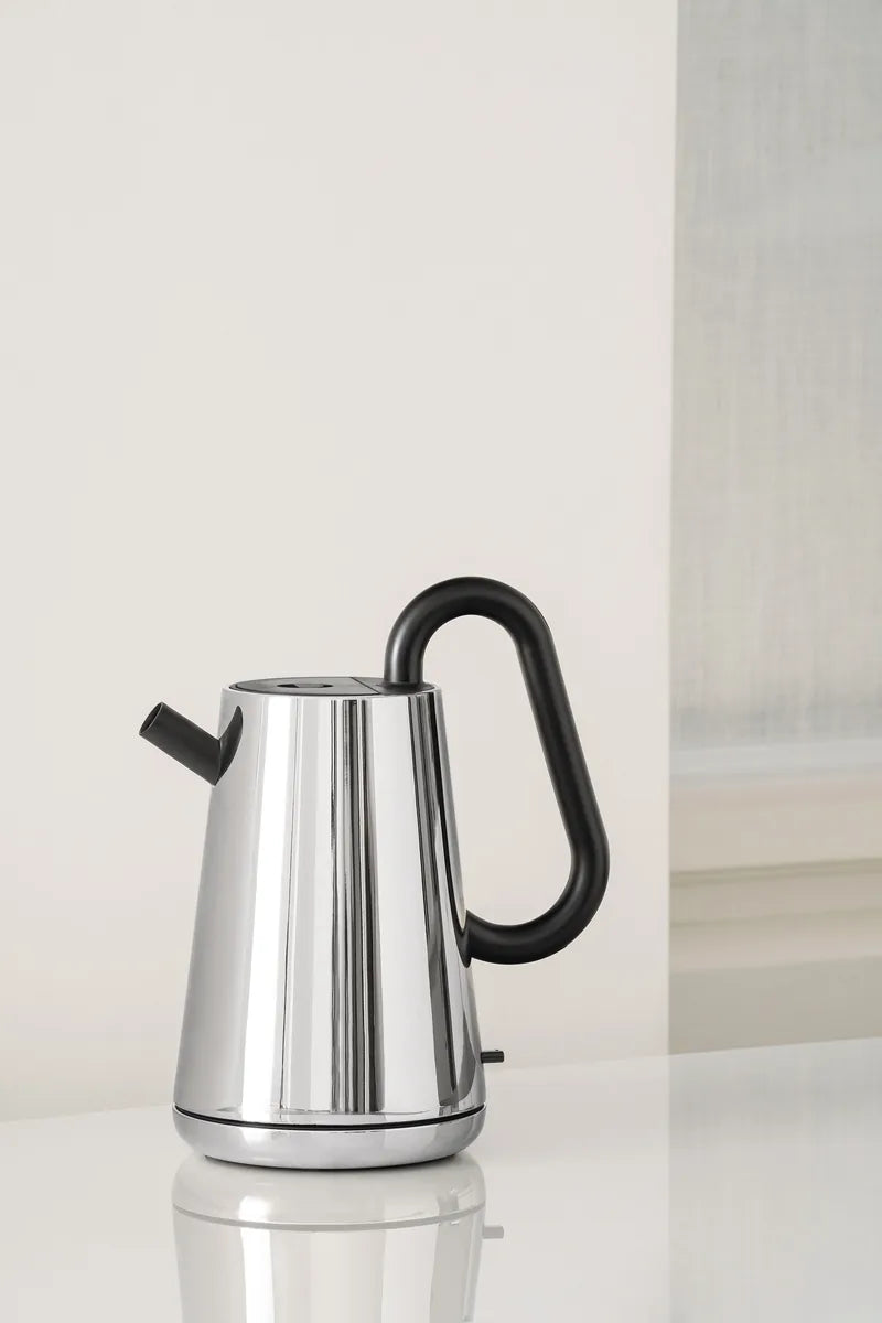 Alessi — Toru NE01 NE01 B/USA | Bollitore elettrico Nendo in acciaio i — dettaglio