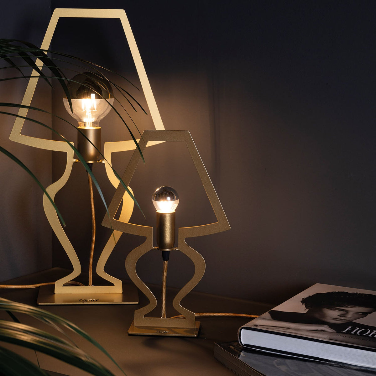Arti & Mestieri - Lampada da tavolo design Silhouette grande
