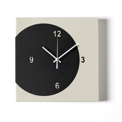 Arti & Mestieri orologio da parete Ecleo colore avorio e nero in ferro lavorato artigianalmente