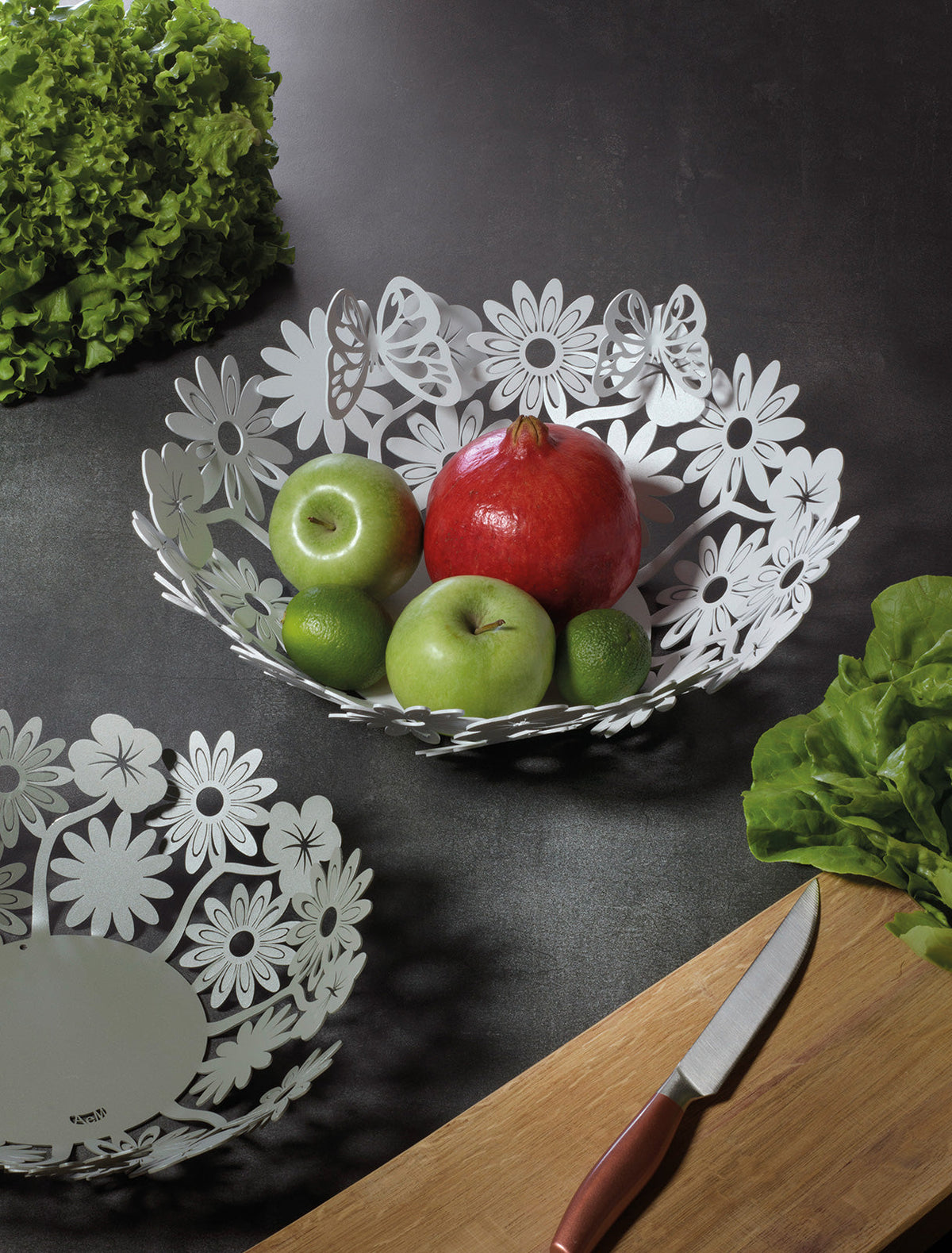 Arti & Mestieri - Stor designborddekoration med margueritter