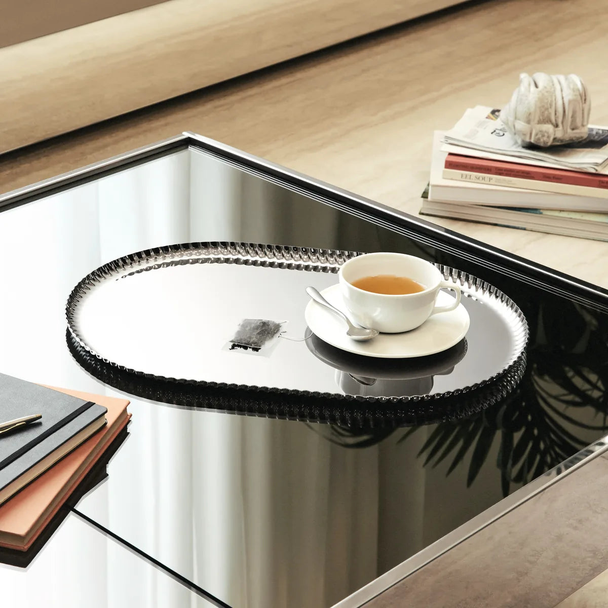Alessi — Pleats JK01/46 | Vassoio in acciaio inox 18/10