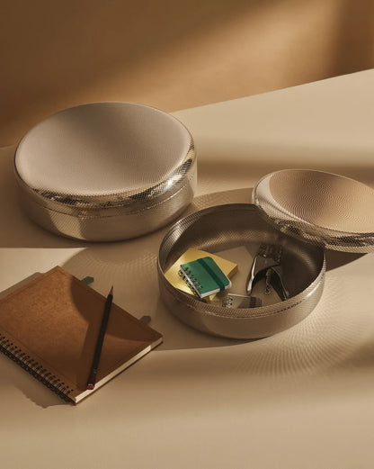 Alessi — JM01/23 T | Contenitore in acciaio inox con decoro a rilievo