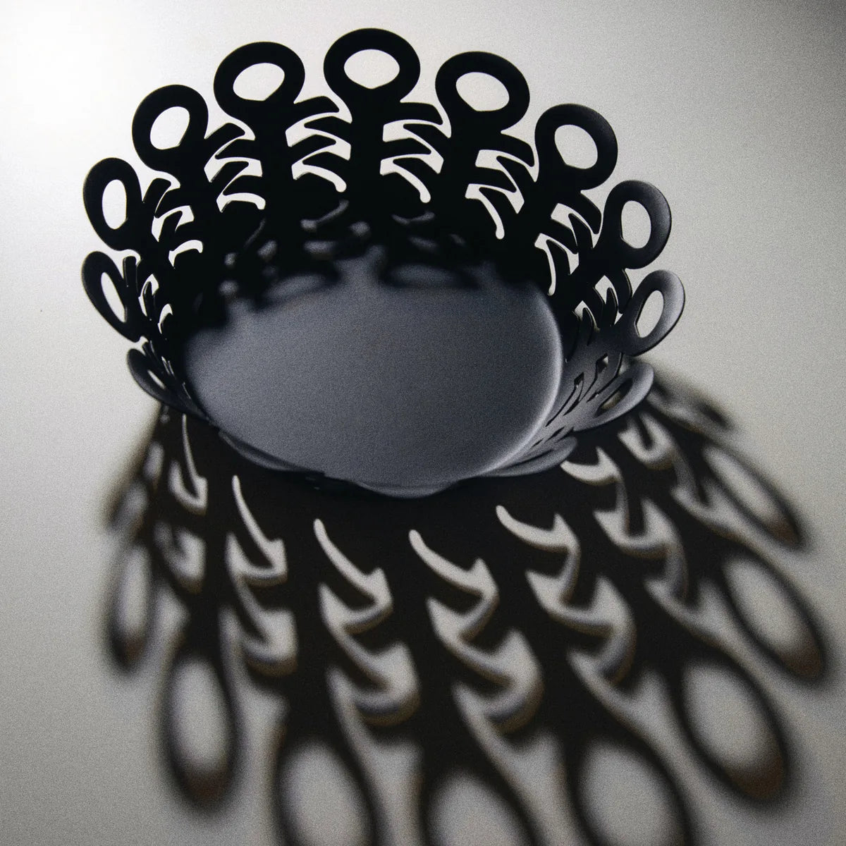Alessi — Vimini BM21/25 | Cestino traforato in acciaio inox