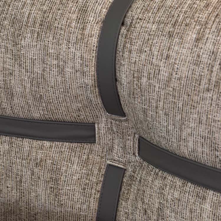 Flou New Bond letto matrimoniale matrimoniale con testata sartoriale design Matteo Nunziati