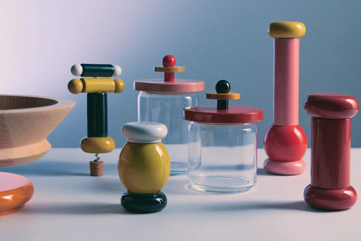 Alessi — ES18 | Macinaspezie Sottsass in legno di faggio