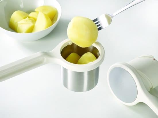 Joseph Joseph schiacciaspatate acciaio inox nylon design torsione