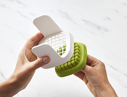 Joseph Joseph Trita Verdure in acciaio inox verde con lame affilate