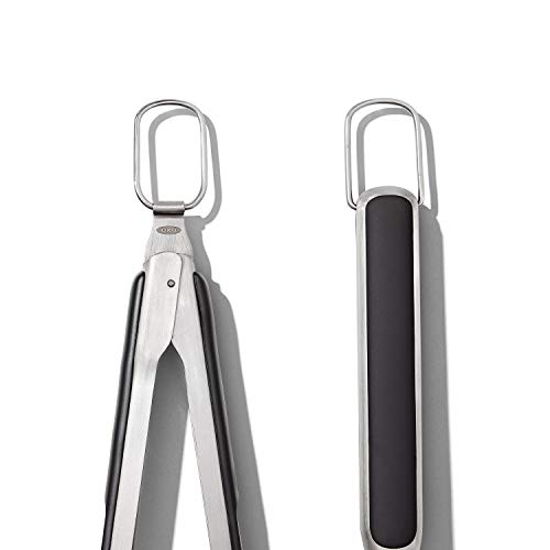 OXO Pinze Good Grips in acciaio inox con estremità frastagliate e apribottiglie integrato