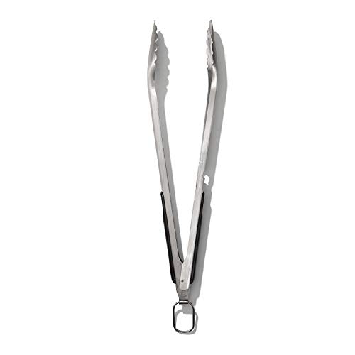 OXO Pinze Good Grips in acciaio inox con estremità frastagliate e apribottiglie integrato