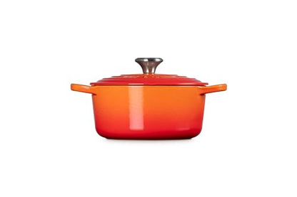 Le Creuset Cocotte rotonda Evolution in ghisa colore rosso - Stilmobili