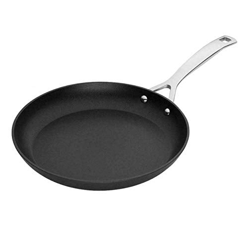 Le Creuset padella bassa antiaderente alluminio con impugnatura rivettata