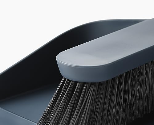 Joseph Joseph paletta scopino supporto a parete Dust-shield con setole morbide e bordo a gradini