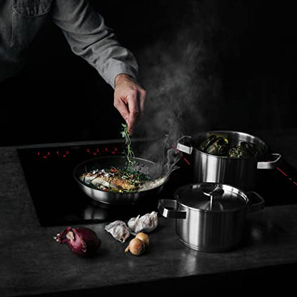 AEG Set 3 Padelle e Pentole acciaio inox antiaderente con manico ergonomico