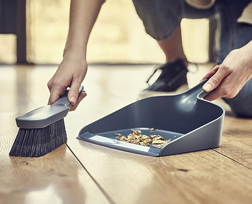 Joseph Joseph paletta scopino supporto a parete Dust-shield con setole morbide e bordo a gradini