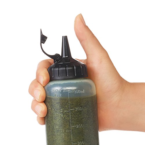 OXO Shaker per Condimenti e Salse 350ml in plastica trasparente colore verde con scala graduata