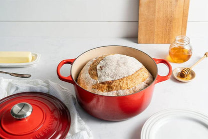 Le Creuset Cocotte rotonda Evolution in ghisa colore rosso - Stilmobili