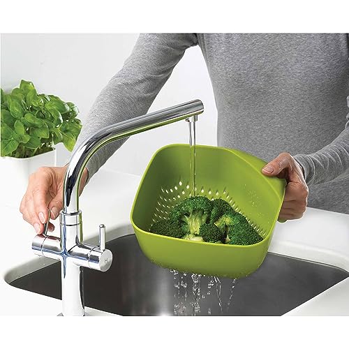 Joseph Joseph Colapasta quadrato medio in plastica bianca con impugnatura ergonomica verticale