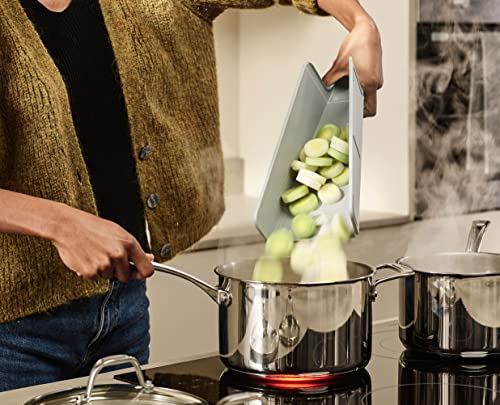 Joseph Joseph Chop2Pot Plus tagliere pieghevole in polipropilene con superficie texturizzata antiscivolo