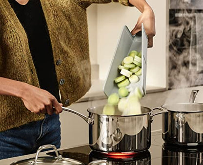 Joseph Joseph Chop2Pot Plus tagliere pieghevole in polipropilene con superficie texturizzata antiscivolo
