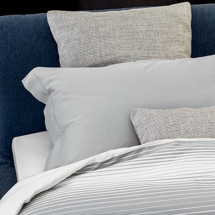 Flou Merkurio Singolo - Letto imbottito design Rodolfo Dordoni con testata e base morbide