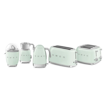 CJF11PGEU__smeg-spremiagrumi-elettrico-50s-style-verde-pastello-05