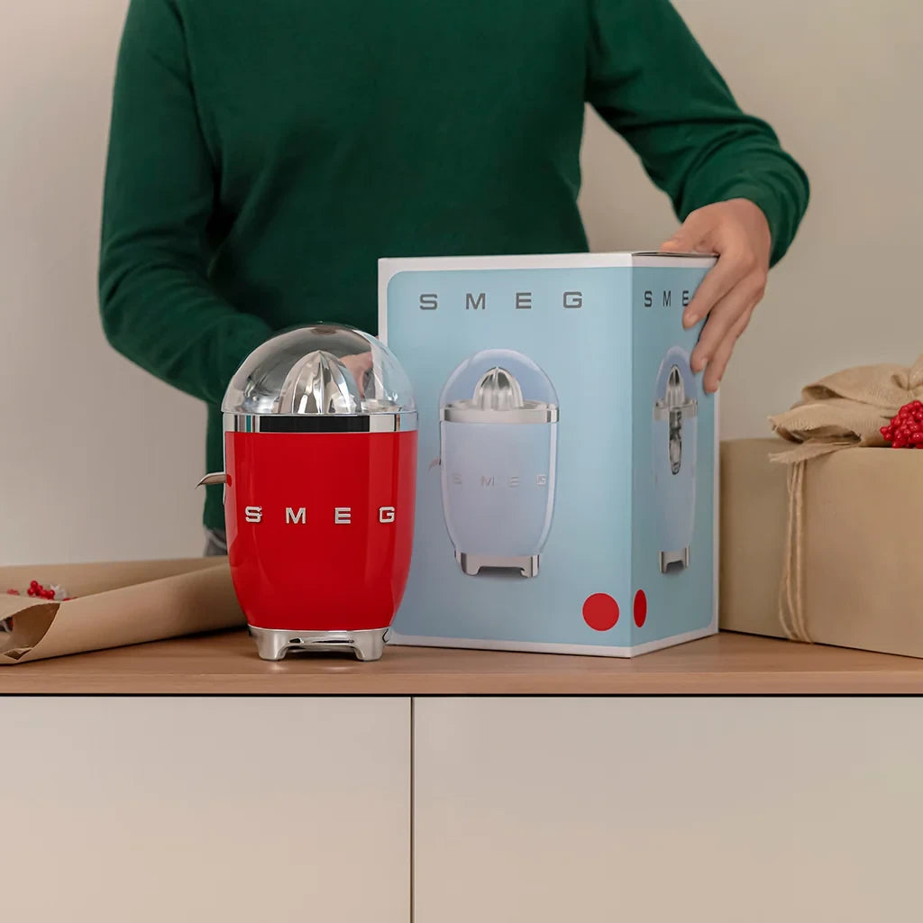 CJF11RDEU__smeg-spremiagrumi-elettrico-50s-style-rosso-07