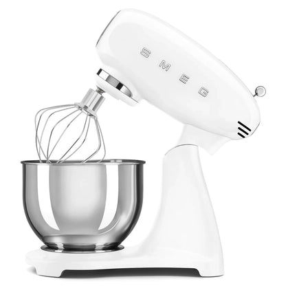 SMF05WHEU__smeg-impastatrice-full-color-50s-style-bianco-04