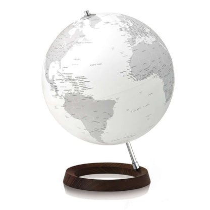 Atmosphere Full Circle Reflection — lampada mappamondo con base in dark ash e alluminio, design Tools®