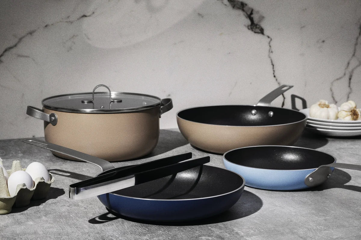 Alessi — Tama GIA302 | Bollilatte in alluminio azzurro Iacchetti — immagine 3