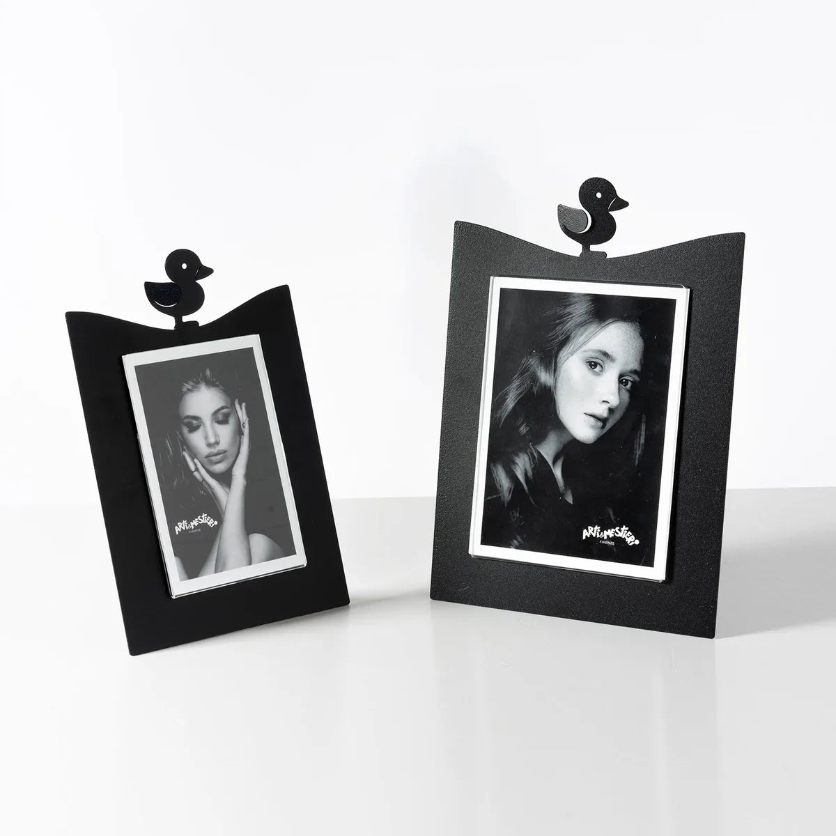 Arti & Mestieri Portafoto Paperella Piccolo in legno, design minimalista con decorazione paperella