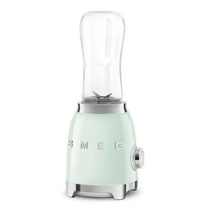 PBF01PGEU__smeg-frullatore-compatto-50s-style-verde-pastello-04