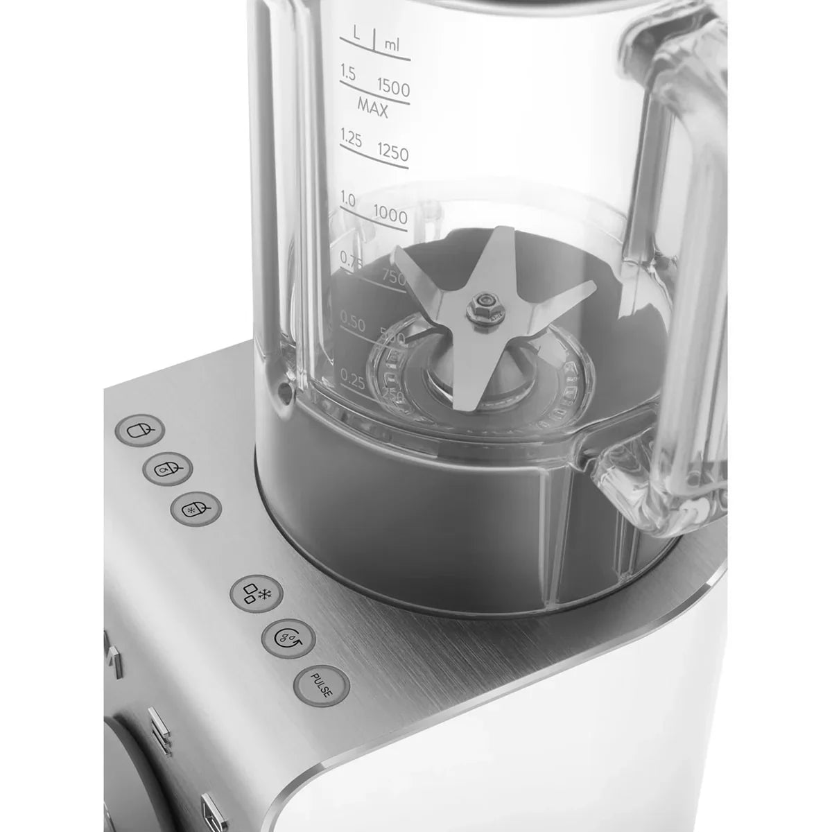 BLC02WHMEU__smeg-frullatore-da-tavolo-alte-prestazioni-bianco-opaco-05