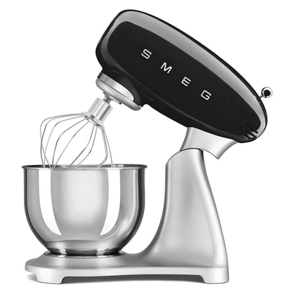 SMF04BLEU__smeg-impastatrice-standard-50s-style-nero-03