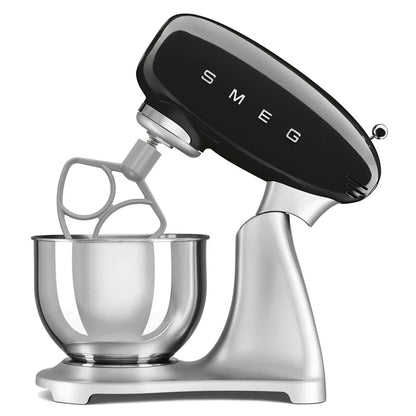 SMF04BLEU__smeg-impastatrice-standard-50s-style-nero-04